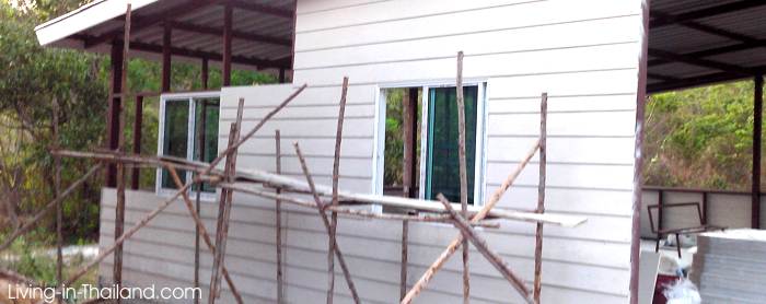 Building a cheap & simple house in Thailand