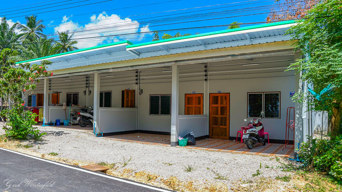 Cheap House for rent in Thailand Unit style